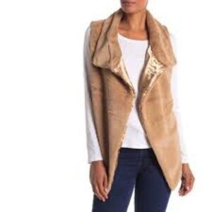 NWT Philosophy Faux Fir Vest Size XL (bl tb)